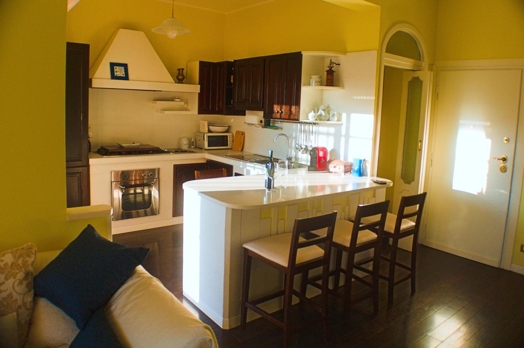 Tiziana's Terrace - Pet Friendly Apartment *